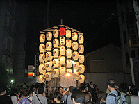 夜の霰天神山