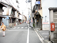 仏光寺通を東へ