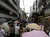 錦小路通室町を下がる