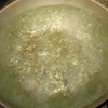 鍋に湯を沸かす。