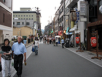 鷹山飾り席に到着